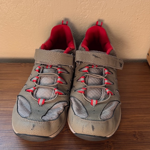 Merrell Kids Gray and Red Sneakers - Picture 1 of 7